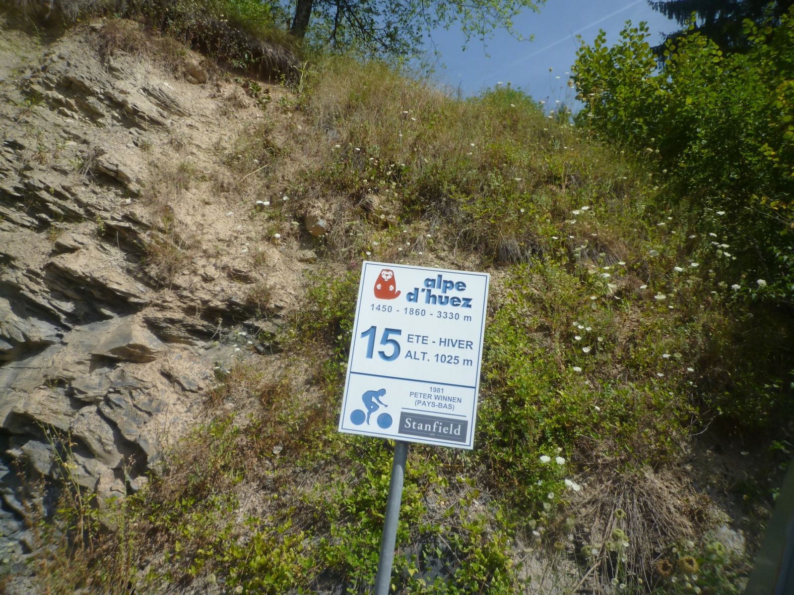 The hairpin board for bend 15 on Alpe d'Huez